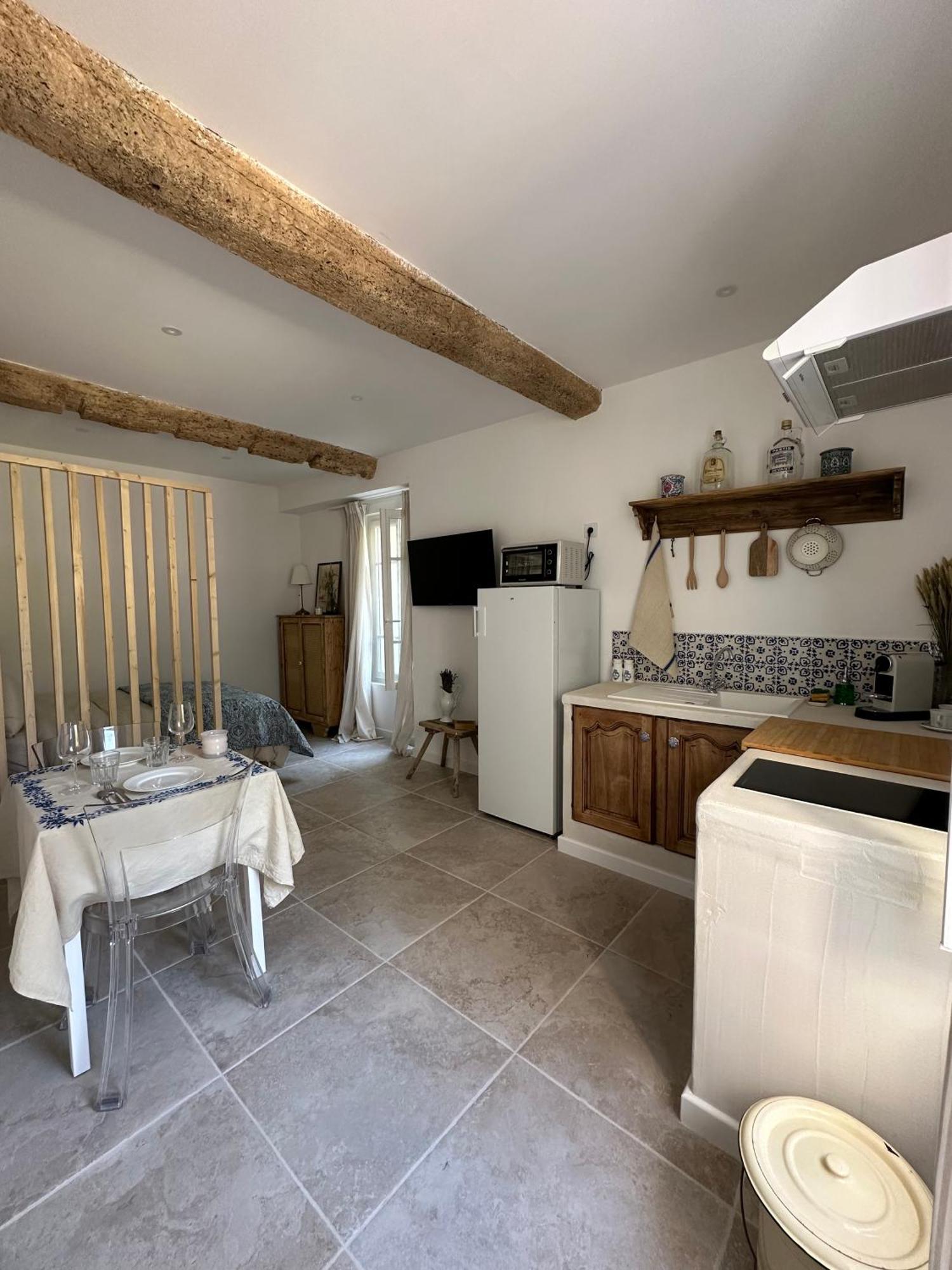 Studio Centre Ville La Toscane LʼIsle-sur-la-Sorgue Extérieur photo