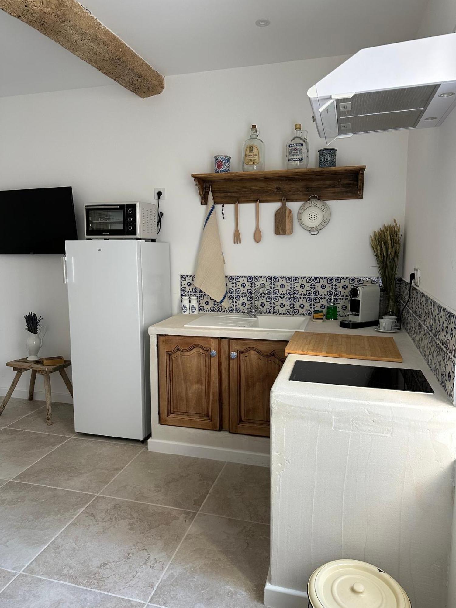 Studio Centre Ville La Toscane LʼIsle-sur-la-Sorgue Extérieur photo